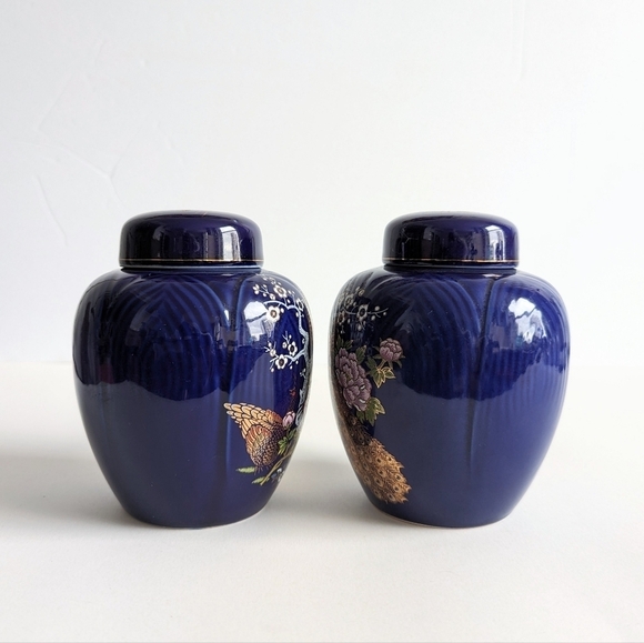 Set/ 2 Vintage Porcelain Cobalt Blue Lidded Ginger Jar Peacock Floral Vase - Picture 3 of 16
